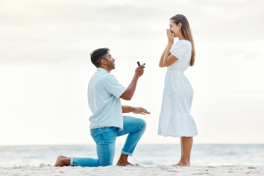 demande en mariage sur la plage